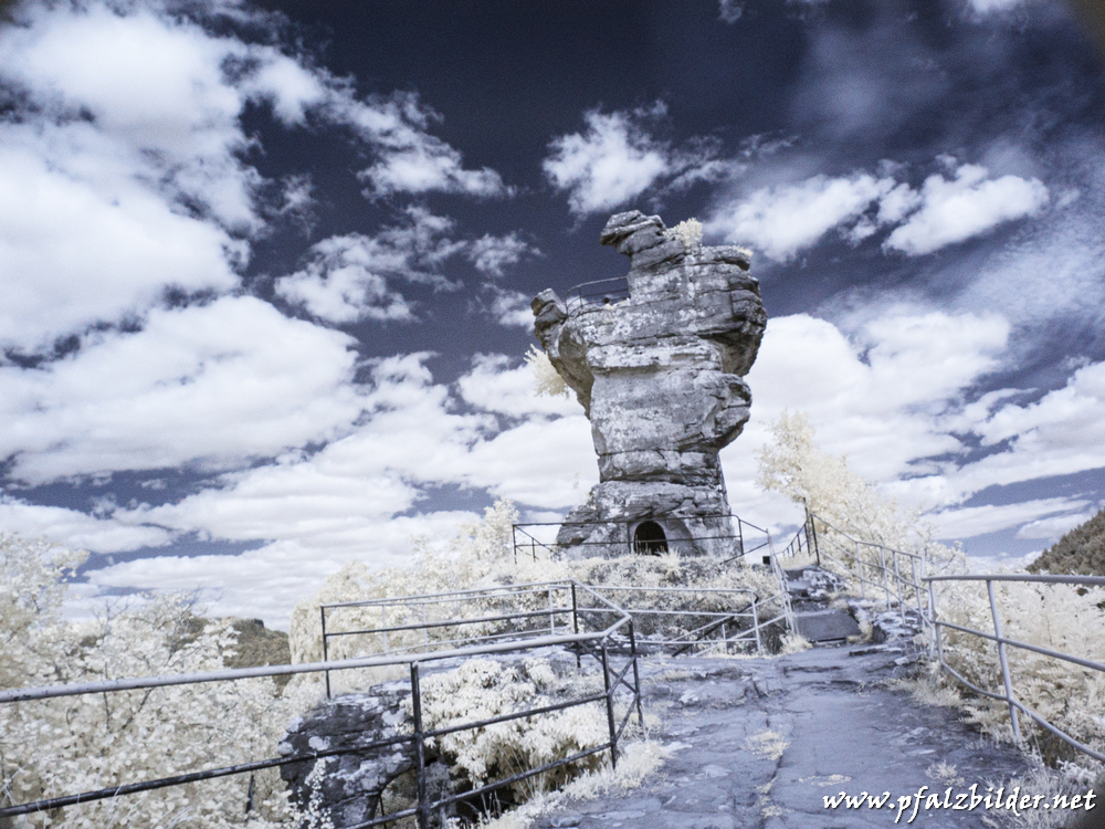 Drachenfels~IR~001