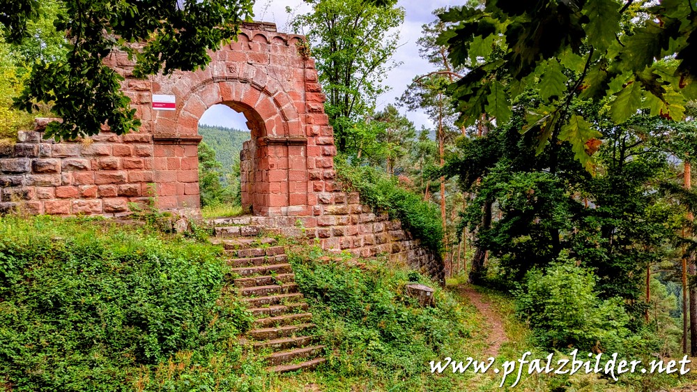 Ruine Schlosseck~003