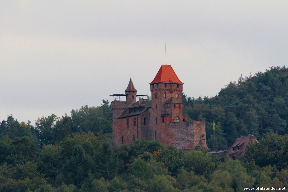 Burg Berwartstein Erlenbach~001