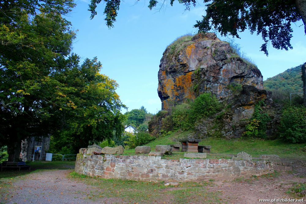 Burg Falkenstein~006
